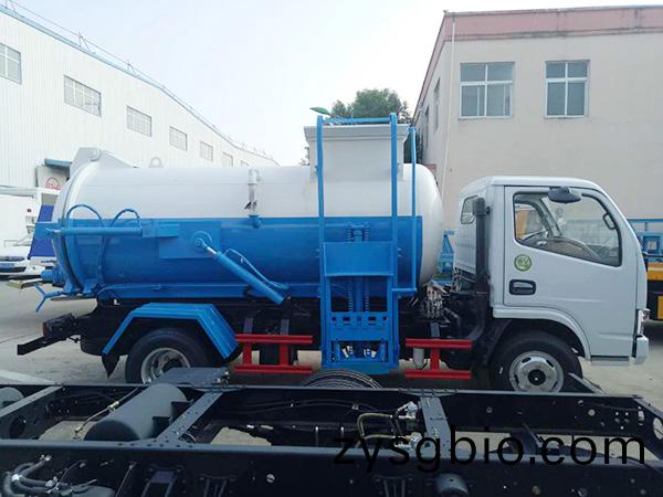 東風(feng)4方餐廚垃圾車