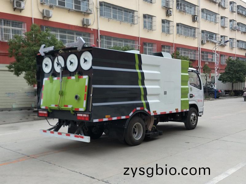 東風(feng)小多利(li)卡5方吸塵車