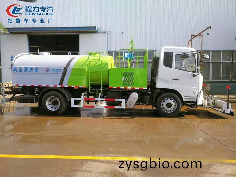 國六(liu)東風(feng)天(tian)錦路(lu)麵高壓清洗(xi)車