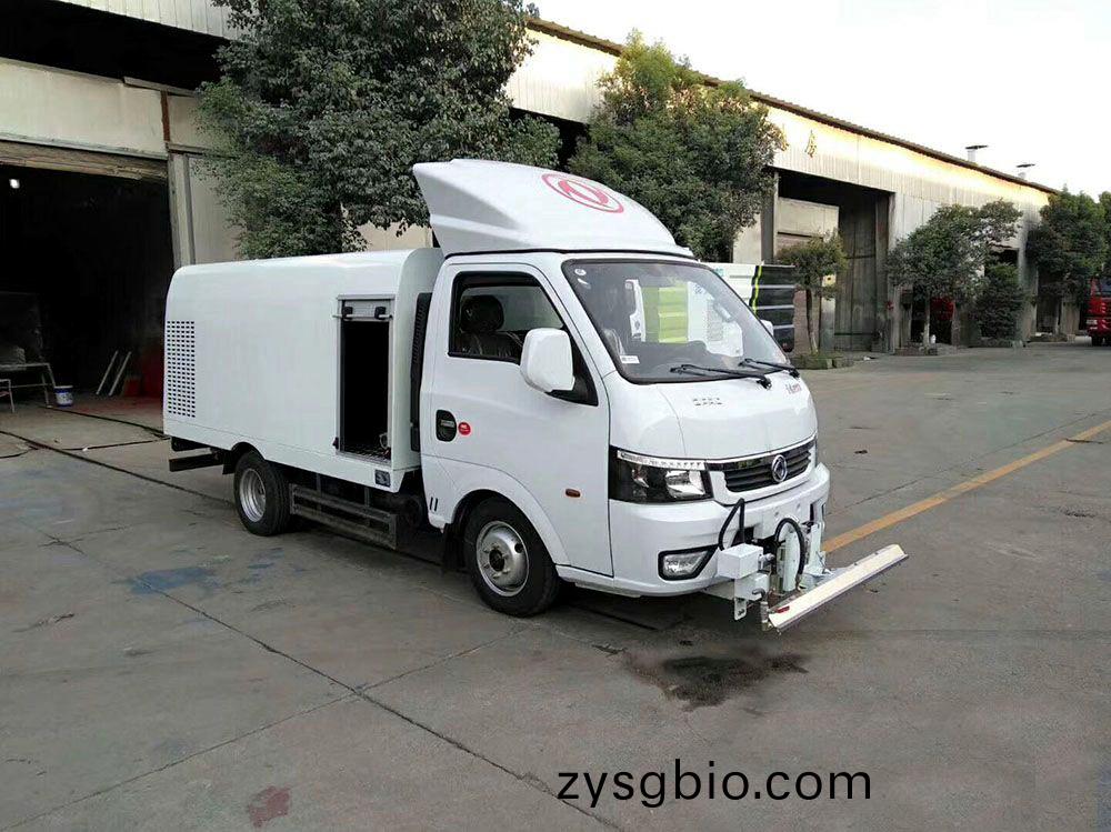 國六(liu)1.5立方 藍牌東風途逸 路麵清(qing)洗車