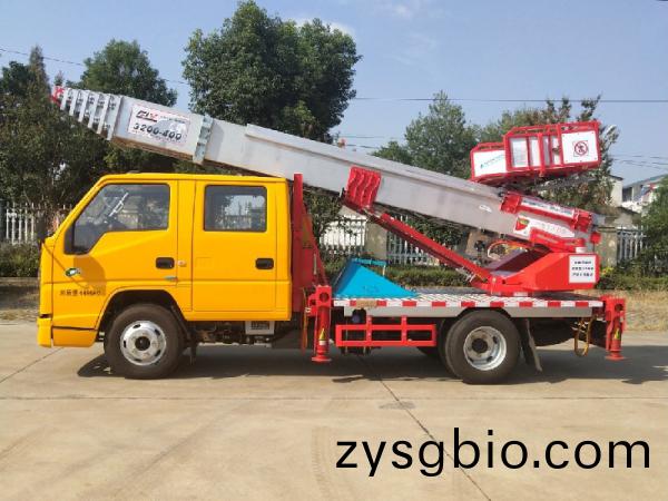 32米國六雲梯車